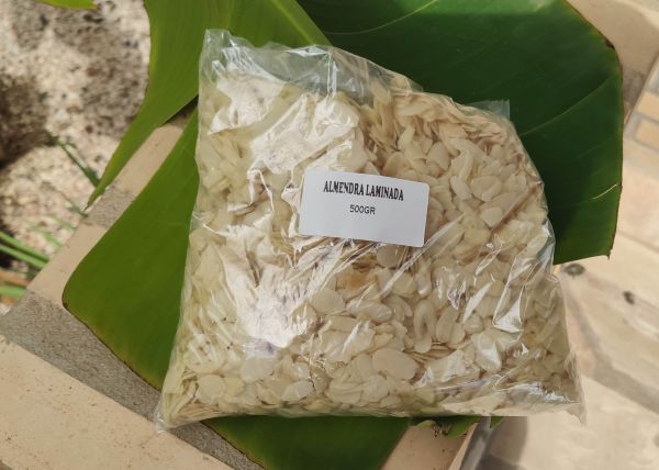 Mandeln_gehobelt_500_g.jpg