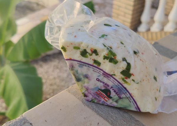 queso_frescal_torta_picante_300g.jpg
