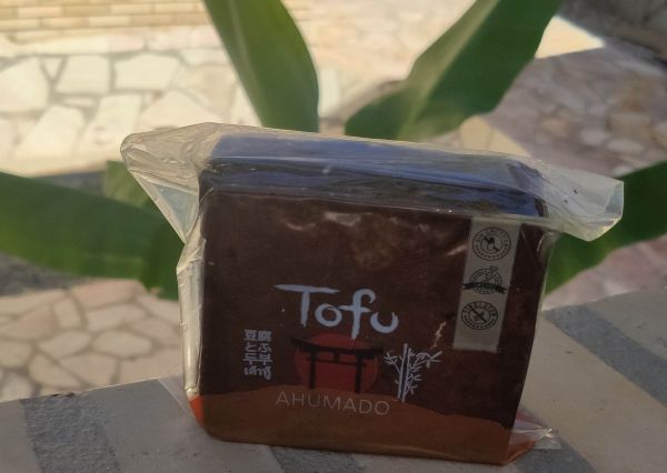 Tofu_geruchert_300g.jpg